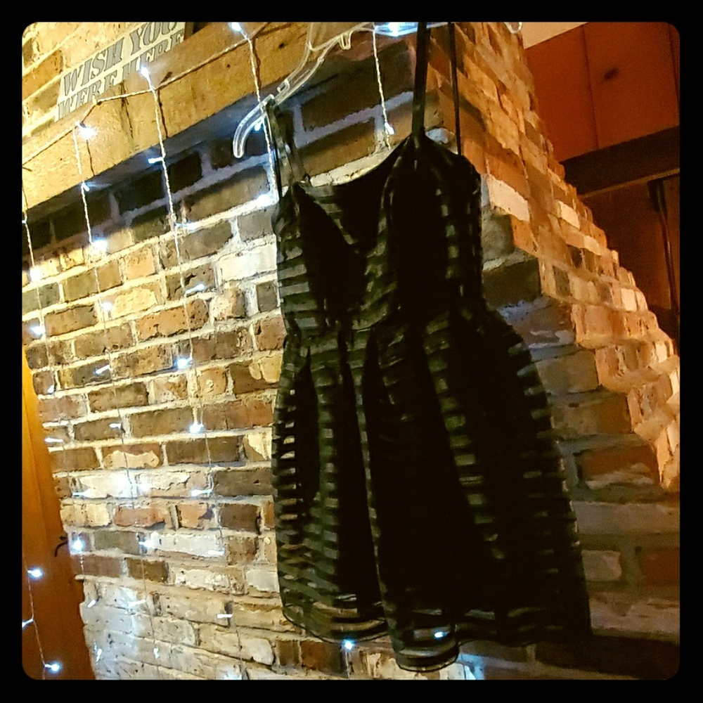 Black h&m cocktail dress